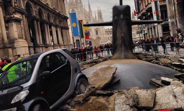 Un submarino en las calles de Milán