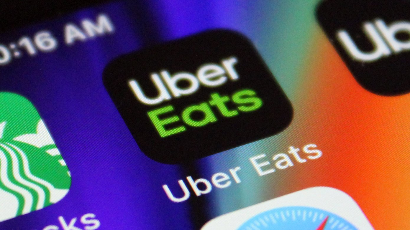 Uber Eats refuerza su oferta de entrega de comestibles por el COVID-19