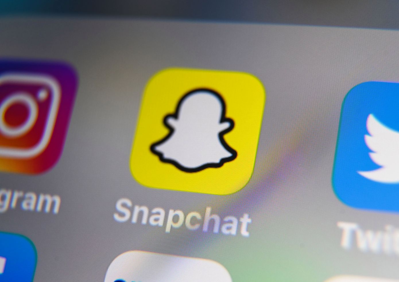 Snapchat rediseña su aplicación con una nueva barra de acción