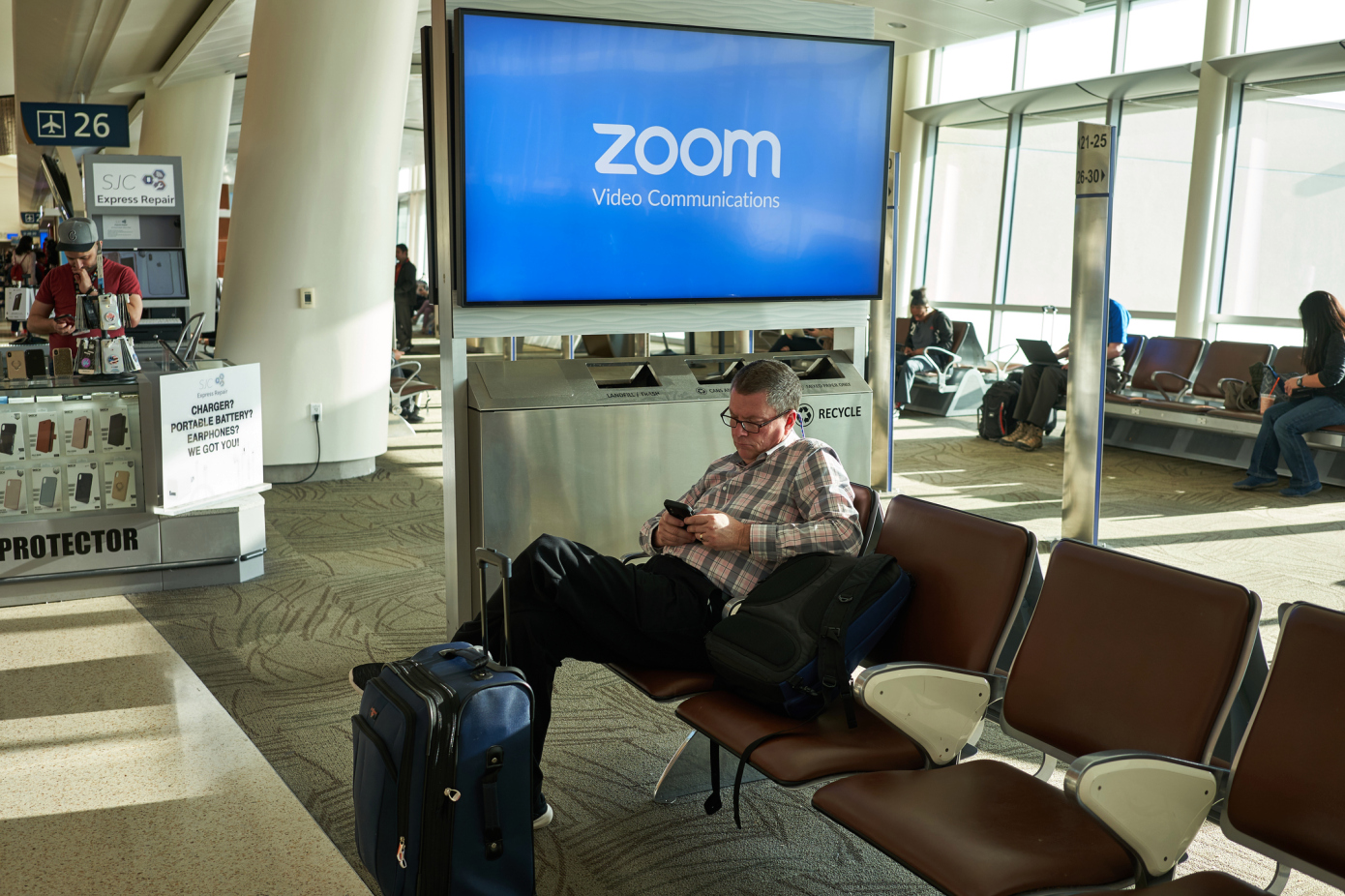Zoom lanza su plataforma de eventos y mercado y trae aplicaciones a sus llamadas